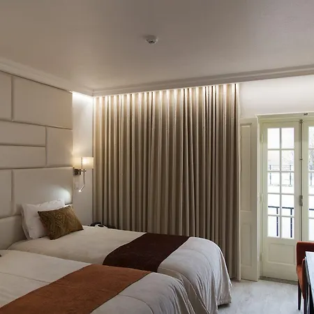 ホテル Josefa D'obidos 4*