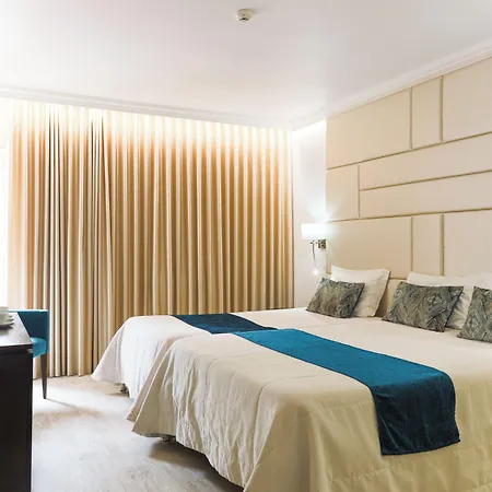 ホテル Josefa D'obidos 4*